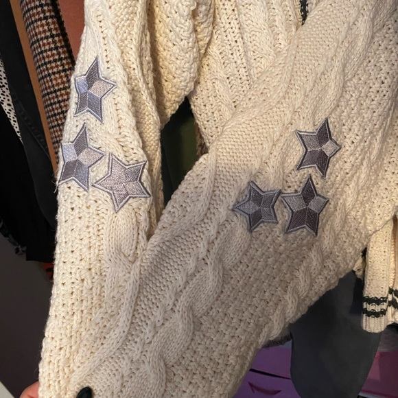 Taylor Swift cardigan size s/ xs (oversized) sold out everywhere! - Picture 5 of 7